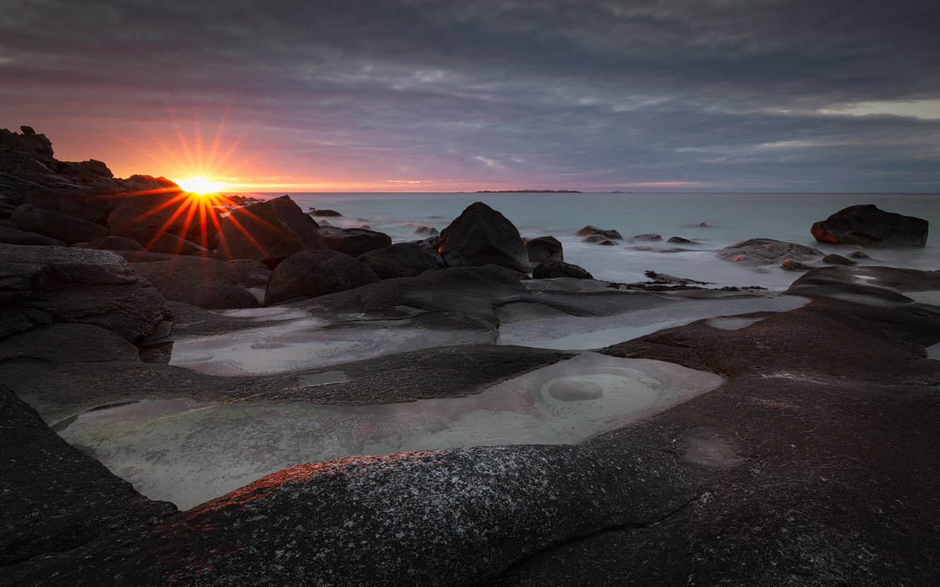 Uttakleiv Beach